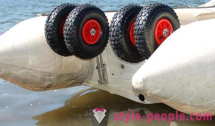 Hvordan akterspeil hjul for PVC båter med hendene