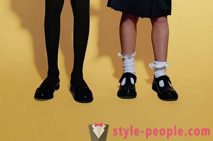 Hvordan velge sko for jenter i skolen: Tips og anmeldelser på produsenter