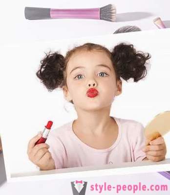 Barn og makeup: foreldre om å forby barnet ditt til å bruke kosmetikk