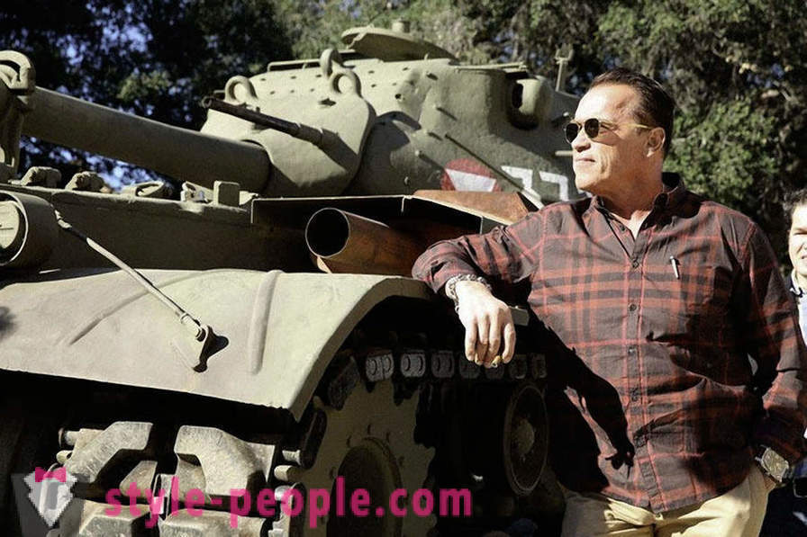 Arnold Schwarzenegger kontor i hæren
