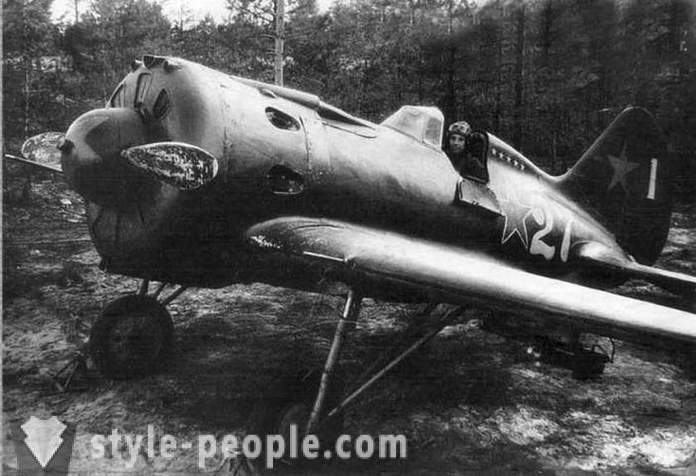 Historien om hvordan pilotene av Sovjetunionen lærte japanske kamikaze taktikk