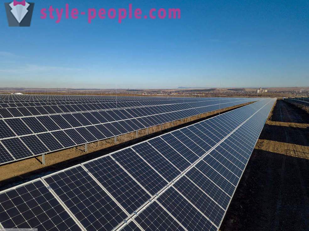 Den største solkraftverk i Russland