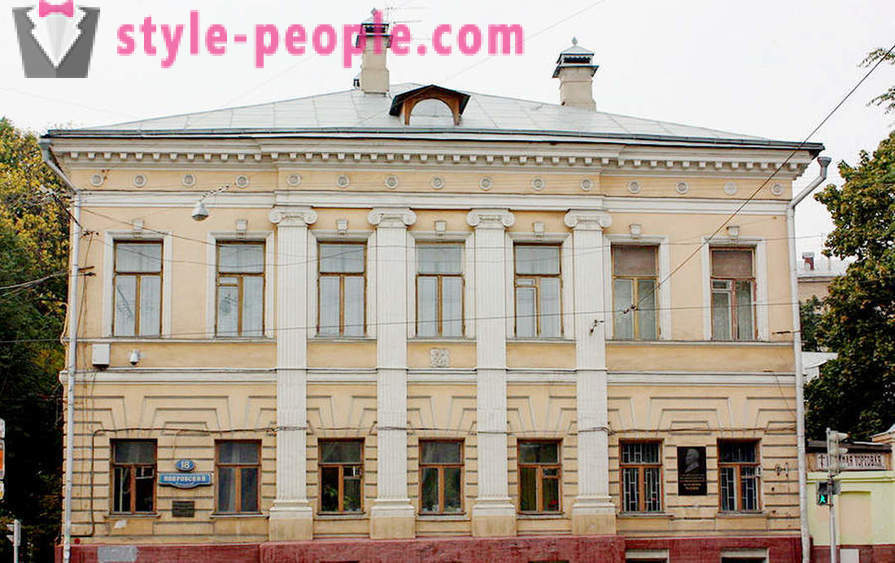Kostnaden av leiligheter i de eldste Moskva herskapshus