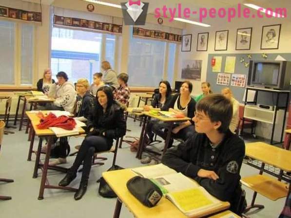 I Finland har skoler avskaffet studie av et andre staten språk