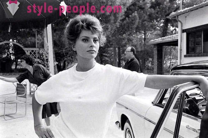 15 bilder av Sophia Loren, ikke ment for publisering