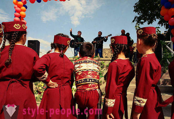 Som den armenske Areni Wine Festival finner sted