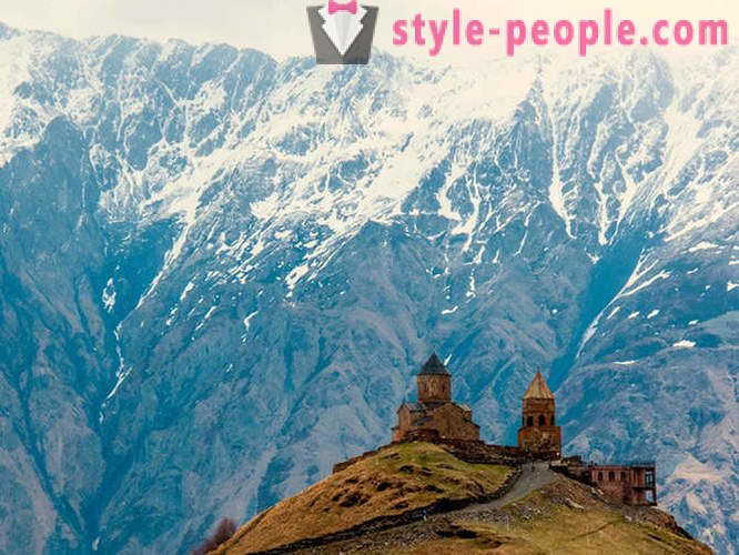 Reise gjennom fjellene i Kaukasus
