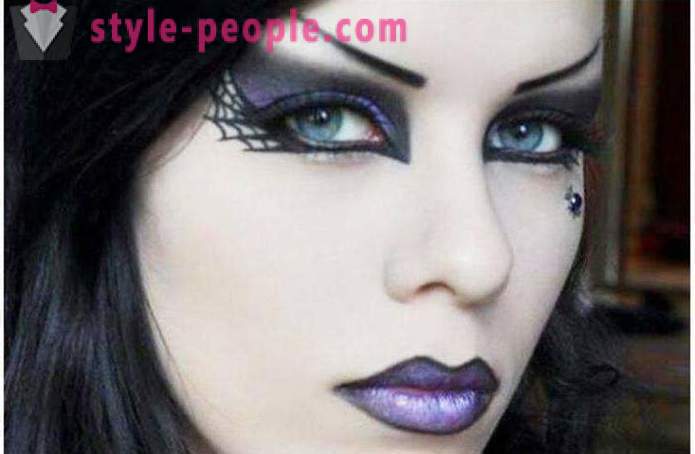 Gothic Makeup: variasjoner og teknikker som er involvert i hjemmet