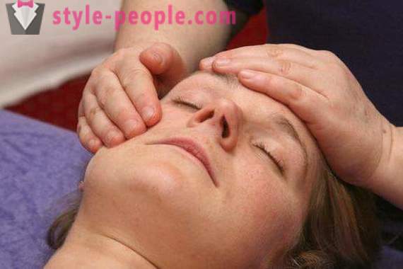 Myofascial massasje av ansikt: ytelse teknikk