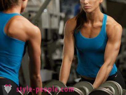Kvinne bodybuilding. Komplekset makt øvelser for kvinner