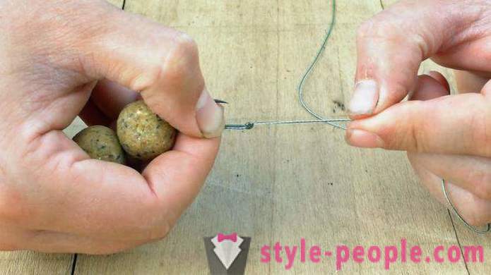 Taklinger for å fange steinbit: produksjon av sine egne hender