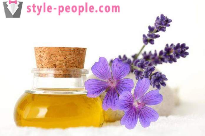 Lavendel olje: egenskaper, programmer, anmeldelser. Lavendel olje for håret
