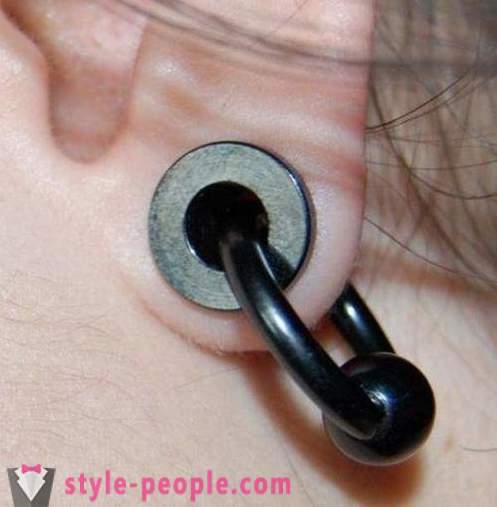 Tunneler i ørene - for ekstrem piercing